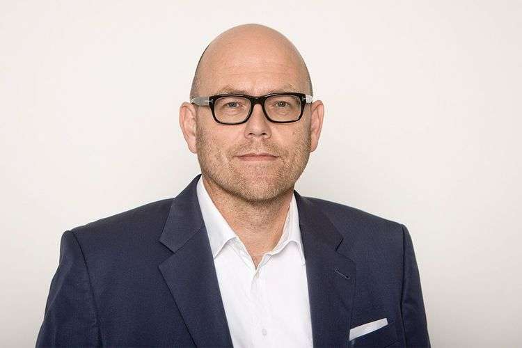 Mann schaut ins Bild, Bernd Fricke als neuer COO